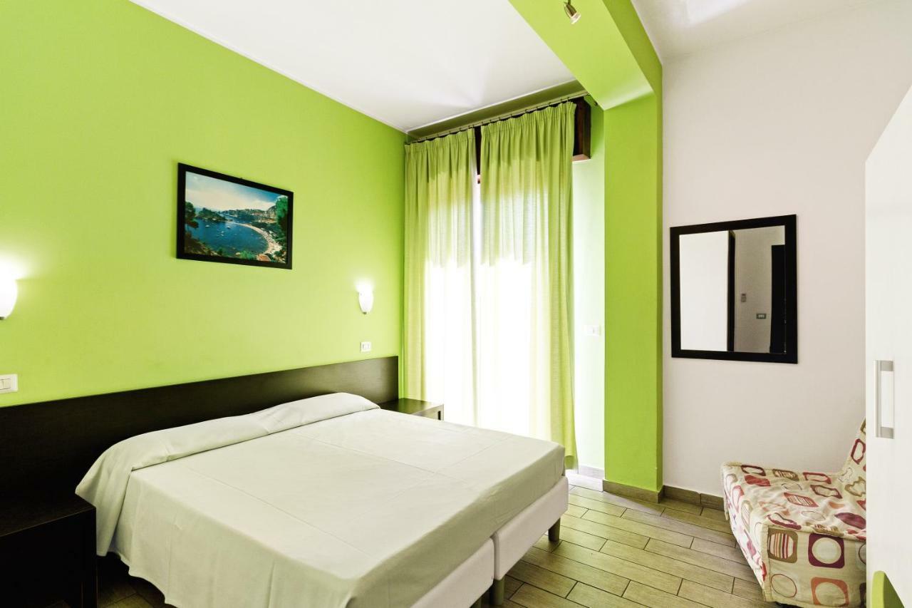 Seaview Terrace Sunny Apartment Giardini Naxos Esterno foto